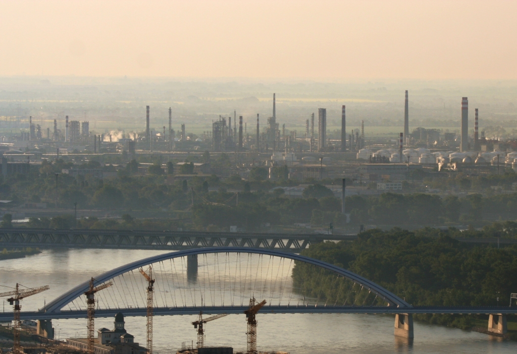 Slovnaft rafineerimistehas Sloveenias